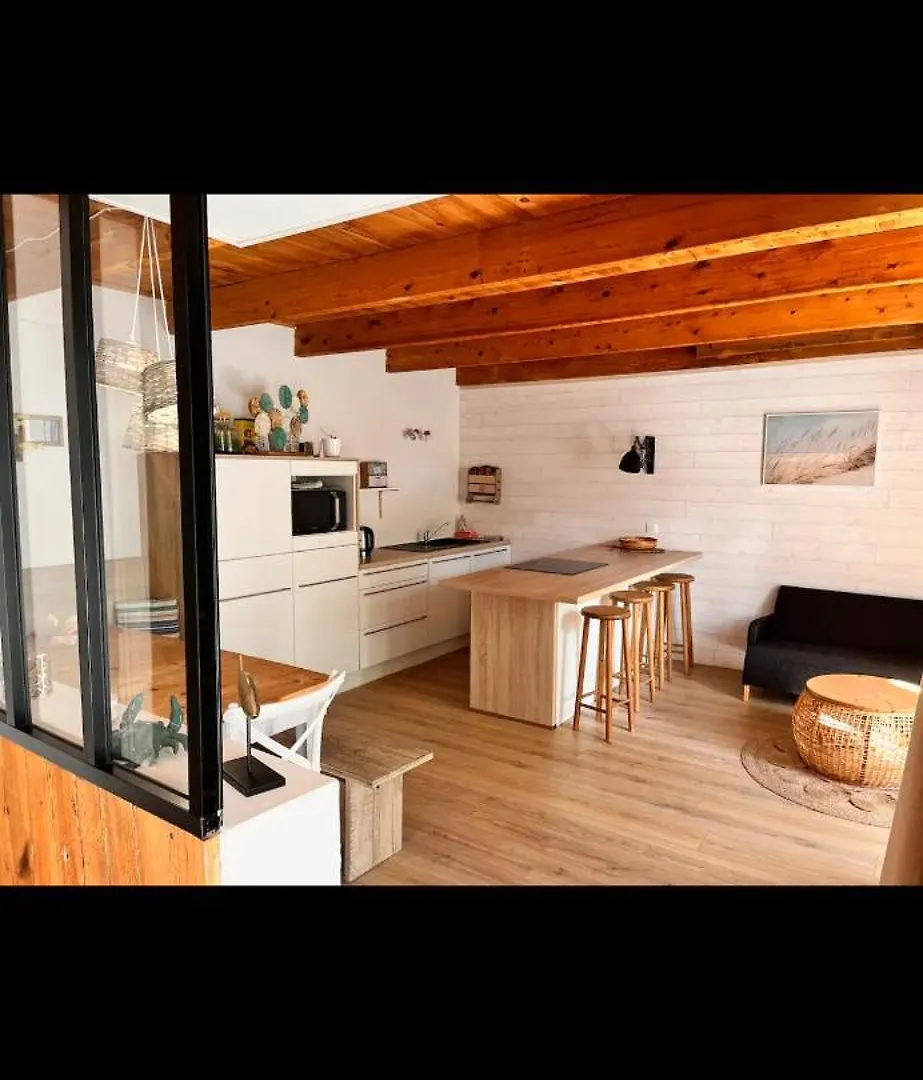 Jolie Maison Au Port De L'Ile Tudy